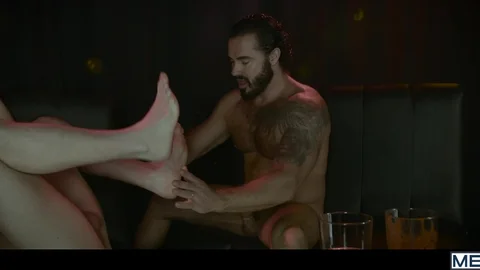 Men: Jessy Ares fills up Sam