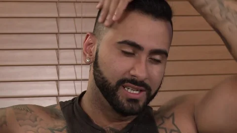 MenOver30 - Johnny finds dick to fuck