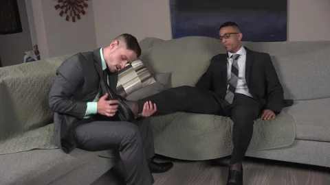 SayUncle X Gentlemen's Closet: Lips on Toes for Two Hunks